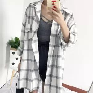 [리빌모아]여자 루즈핏 캐주얼 포켓 체크 롱 셔츠 LDW-SHA-SSIS705-화이트