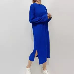 [리빌모아]여자 오버핏 밑단트임 플리츠 라운드 원피스 OCW-OPA-SWEC88C9