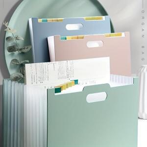 현대적인 흰색 A4 크기 접이식 파일 보관함 - 여러 개의 포켓이  이상적인 데스크탑 폴더 및