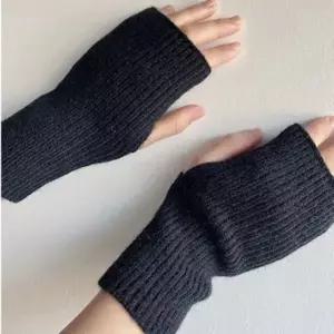 WL 겨울 니트 손목워머 손등워머 울 핸드워머 따뜻한 팔토시