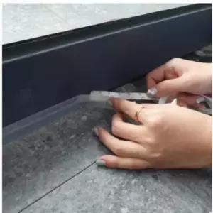 외풍차단 방풍테이프 창문 현관문바람막이 실리콘 겨울철 풍지판 35mm 07WFK50ZQ4