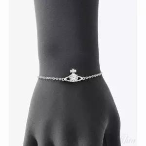 [비비안웨스트우드] 레이나 스몰 실버 여성 체인 팔찌 154957130