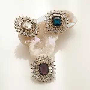 [제이로렌]바이데이지 엔틱 큐빅 미니 포인트 브로치 Bb0347