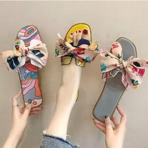 [베리슈]베리슈 여성 230-255 빅사이즈 패션 스카프 플랫 슬리퍼 여름 샌들 실내화