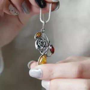 [제이로렌]바이데이지 장미송이 호박 원석 목걸이 Bn0491