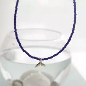 [제이로렌]제이로렌 블루 비즈 실버 고래꼬리 펜던트 초커 N01071