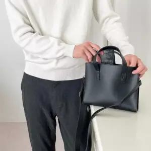 [옷자락]남자 여자 슬림 스퀘어백 심플 미니 토트 크로스백