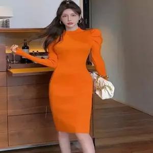 손오천 니트 원피스 치마 여자 롱 빈티지 이너 데일리룩 힙긴팔 슬림 프렌치 봄가을 퍼프소매 KUK1