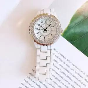 (올핀)손목시계 세련된 여성 패션 시계 세라믹 체인