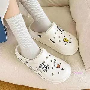 여성샌들슬리퍼 크림 스트랩샌들 펀칭 발이klm585