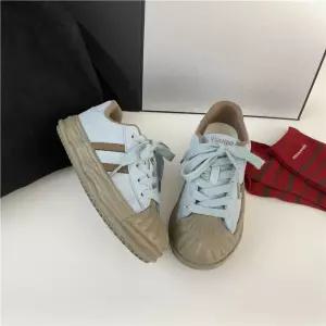 엘럽 여친 가을 슬립온 극세사 펀칭 키높이 캔버스화 인스핏 유자녀 자개 원템3