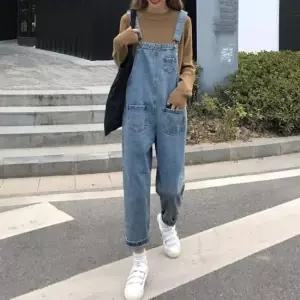 멜빵팬츠 여성 캐주얼 중청 워싱데님 반배기 포켓 멜빵바지