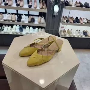 [엘칸토]엘칸토 HC10 여성투웨이슬링백노랑5cm LCWO77U41331 (48794795)