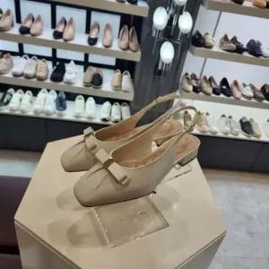 [엘칸토]엘칸토 HC10 여성화이트플랫슬링백2cm LCWO50U61310 (48921727)