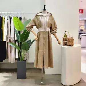 [대구백화점] [4CUS]집업 후드 배색 롱 원피스 (FS3A7OP01092)