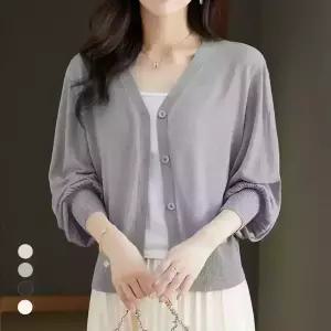 KARRA 볼륨브이넥니트가디건_A5F0125