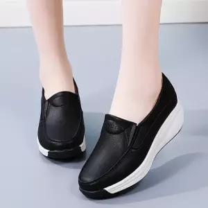 통굽 소가죽 펀칭 슬립온 여자슬립온 여성캐주얼화 스니커즈 가벼운슬립온 여름슬립온