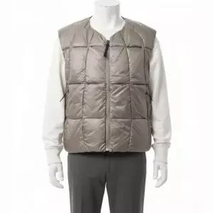 골드윈 25FW 쓰리 디멘셔널 다운 라이트 베스트 경량 패딩 조끼 GZ25303-D