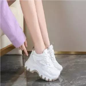 에스이오앤오 10CM 높은굽 어글리 콘서트 흰 봄 발편한 여성키높이운동화 스탠딩화 어글리슈즈 여자러닝화