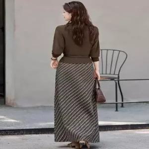 와칸다 여성 여성용 치마 가을 투피스 상의+스트라이프 정장세트 KKE3