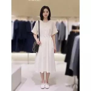 [롯데백화점]SOUP 밴드네크 허리밴딩 원피스 SC4OP33