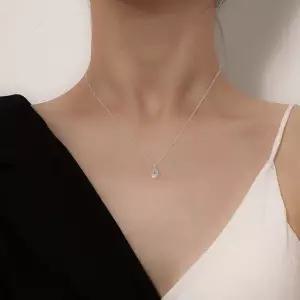 여성 심플 큐빅 물방울 목걸이 입체 펜던트 볼드 체인 물방울목걸이 물방울펜던트