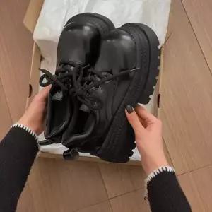 엘럽 여사친 컴포트화 소프트 플랫 로퍼 단리더비 단화 키높이 통굽 리얼 박템5