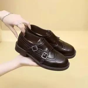 여사친 통굽 펀칭 투버튼 앤티크 플랫 양가죽 라운드 춘추 단화 사뿐 SPO마켓3
