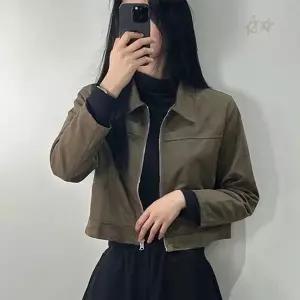 여성용 스웨이드 크롭 숏 자켓 카라넥 집업 무스탕 간절기 봄 가을 아우터 점퍼