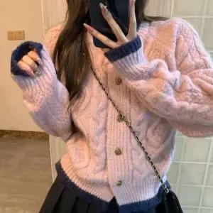 러블리 꽈배기 니트 스웨터 가디건 페미닌룩 데일리룩 데이트룩 캐주얼룩 여성