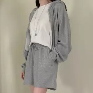 [문에이블]문에이블 여자 여성 간절기 봄 가을 스판 긴팔 투웨이 후드 집업 반바지 운동복 트레이닝 세트