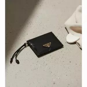 프라다 사피아노 가죽 카드 지갑 1MC025 2CYR F0002 블랙