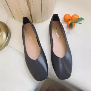 통굽단화 여성 슬립온 플랫신발 코디 봄 플랫슈즈 의류 신발