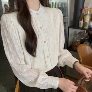 노카라블라우스 플라워 패턴 레이스 노카라 진주버튼 긴팔 블라우스