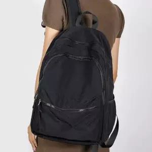 여자 깔끔 무지 디자인 유행 없는 캐주얼 외출 학원 출퇴근 가방 백팩