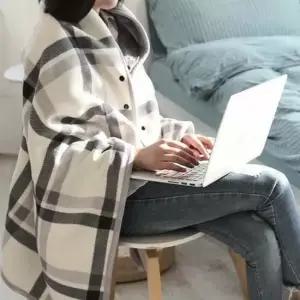 망토담요 똑딱이단추 무릎담요 입는담요(100x140cm) 단추담요 입는담요 극세사담요