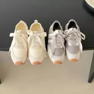 [오너클랜]인기상품 캐쥬얼 예쁜운동화 가벼운운동화 플랫 커플신발 방한 [WFKV7Y4_260414]