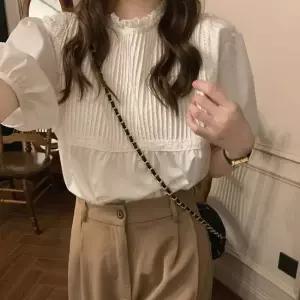 핀턱블라우스 하객패션 자수 포인트 화이트 볼륨소매 블라우스 러블리