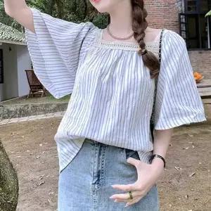 블루 스프라이이트 자수 포인트 스퀘어넥 블라우스 여성여름블라우스