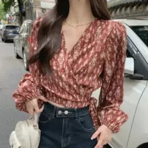 페미닌룩 플로럴 리본랩 퍼프 블라우스 데일리룩