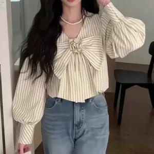 스트라이프 왕리본 블라우스 페미닌 퍼프소매 브이넥 여성블라우스