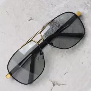 초경량 남성 보잉 변색렌즈 선글라스 골드블랙 편광