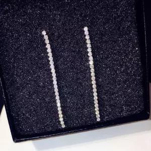 다이아 롱 드롭 테니스 화이트 귀걸이