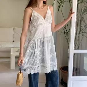 여자 브이넥 레이스 플라워 패턴 끈나시 미니 원피스