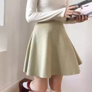 [센트럴몰]플레어 하이웨스트 심플 A라인 미니 스커트