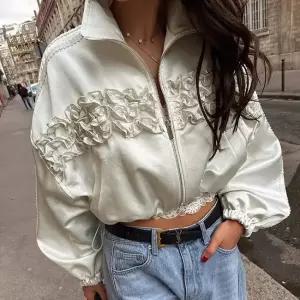 봄 코트 여자점퍼 야구 항공 스트링 셔링 지퍼 집업 원템1