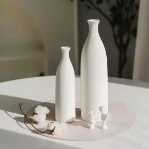 옆집샵 인탈리오 도자기 화병 세심한 손길로 빚어낸 고귀함 인테리어 오브제 꽃병