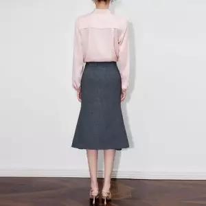 치마 여친 오피스룩 A라인 봄스커트 통근 지성 머메이드 무릎까지 오는 작음 ible1
