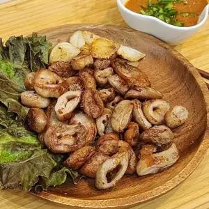 초벌 돼지막창 300g + 소스