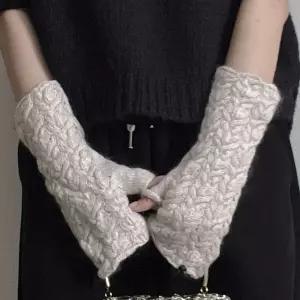 슬리브 팔토시 겨울 방한 부드러운 여성 롱글러브